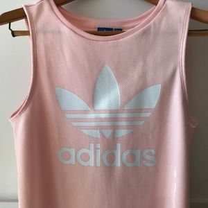 Comfy Adidas top